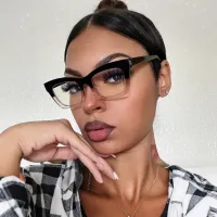 Cat-eye Transparent Pink Eyeglasses