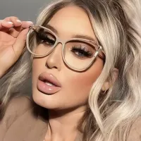 Cat-eye Pale Pink Eyeglasses