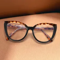 Cat-eye Tortoiseshell/Black Eyeglasses