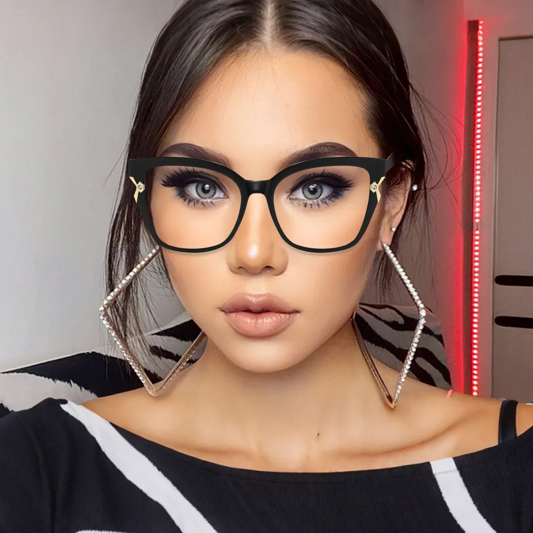 Cat-eye Black Eyeglasses