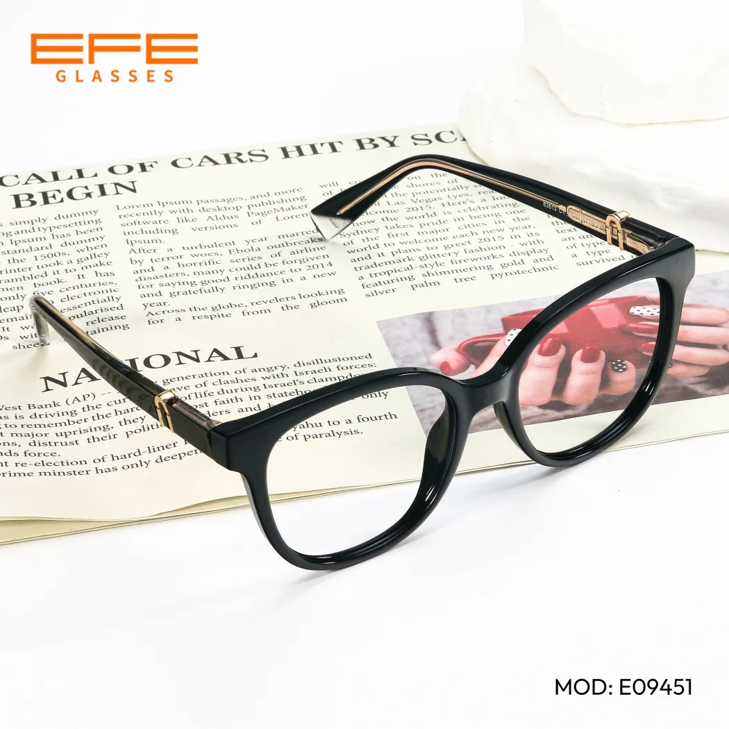 Oval Black Eyeglasses