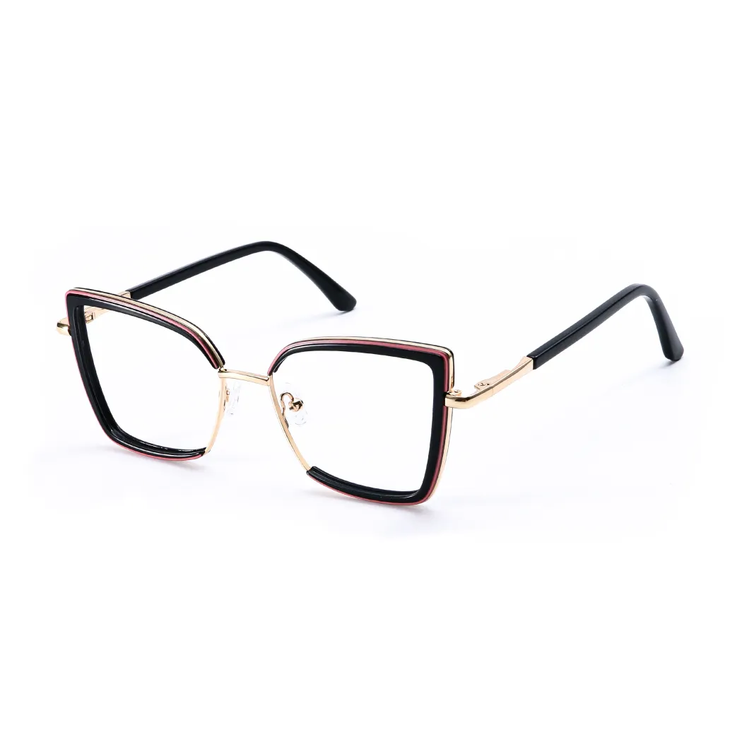 Chic Black Frames
Lightweight