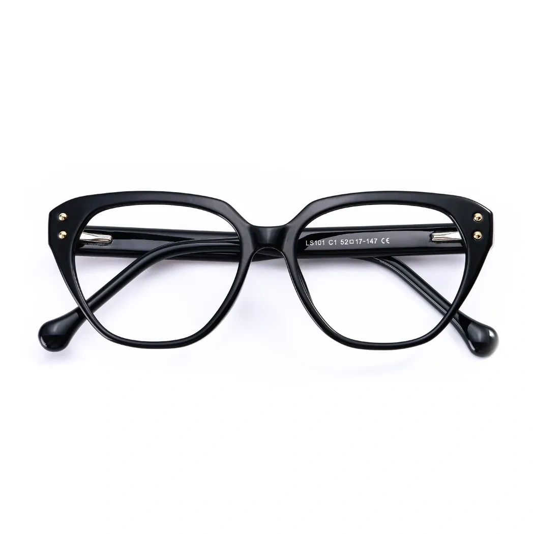 Bold Cat-Eye Frame