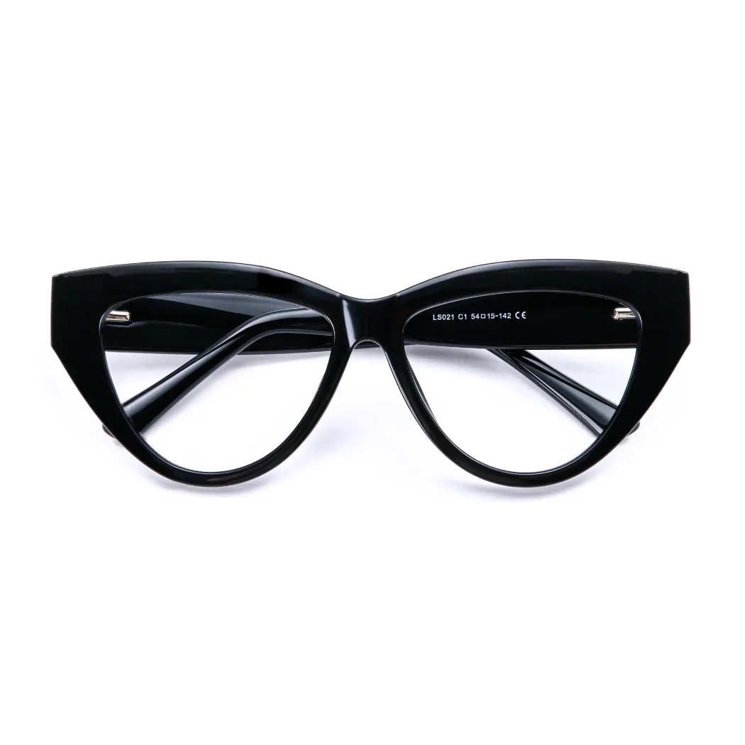 Chic Oval Eyewear