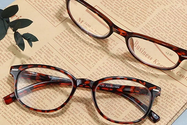 10 best reading glasses for men and women in 2023