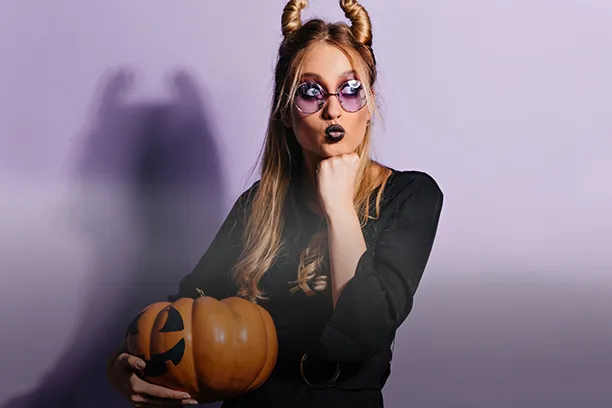 How to pick your spooky glasses for Halloween?