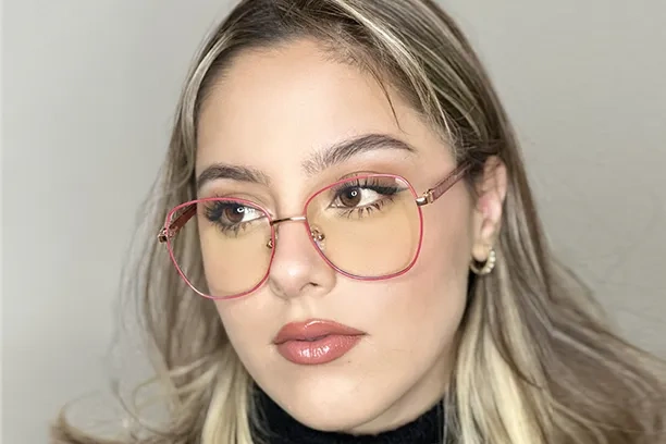 Discover the Elegance: Why Thin Frame Glasses Are the Pinnacle of Minimalism