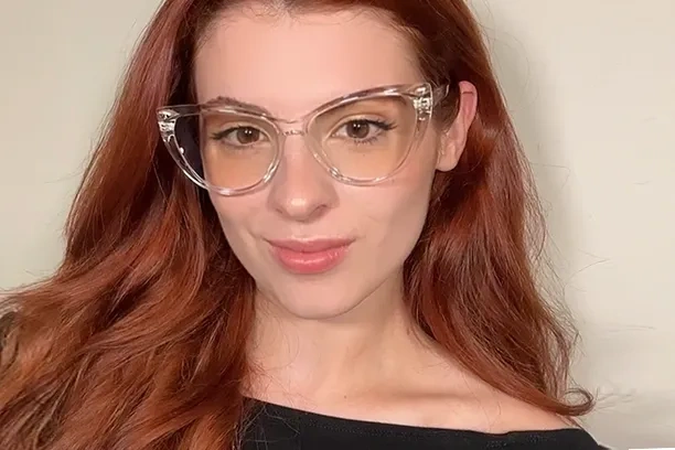 The Girl Next Door: Eye Glasses Edition