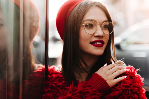 The Timeless Style of Cat Eye Glasses: A Fashion Staple