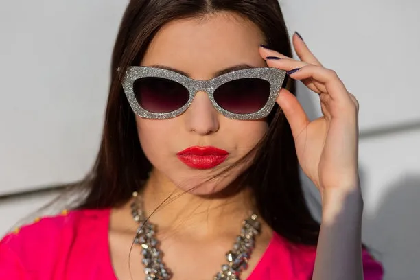 2024 Fashionista Favorites in Style – Chunky Cat Eye Glasses Edition