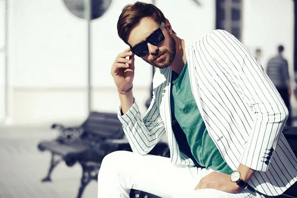 Why Big Frame Sunglasses for Men Remain a Timeless Trend